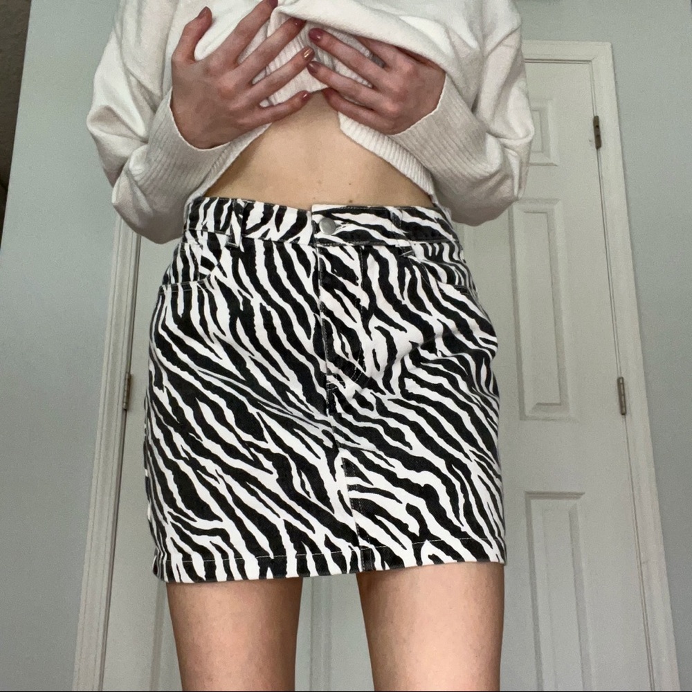 SHEIN | Denim Zebra Mini Skirt